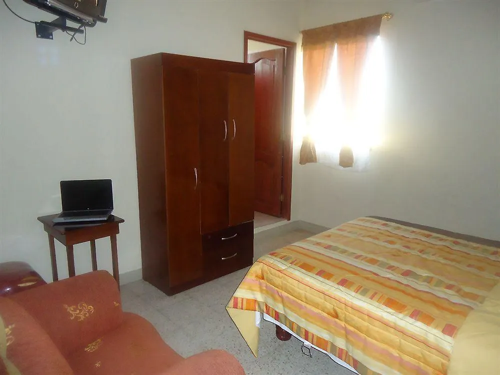Bed & Breakfast Hostal Perla Real Inn Guayaquil