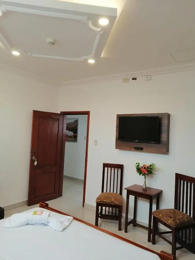 Hostal Perla Real Inn Guayaquil 3*,  Ecuador